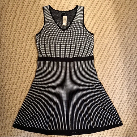 Ann Taylor Dresses & Skirts - 🆕 NWT Ann Taylor Black and White Dress